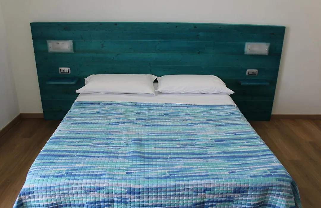 Otto&Mezzo B&B-1